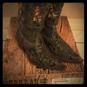 Coral Cowgirl boots